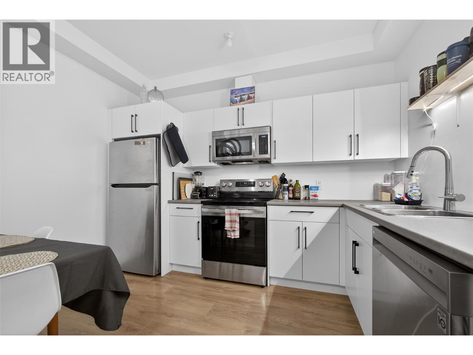 2008 Begbie Road, Kelowna, British Columbia  V1V 2X3 - Photo 29 - 10380611