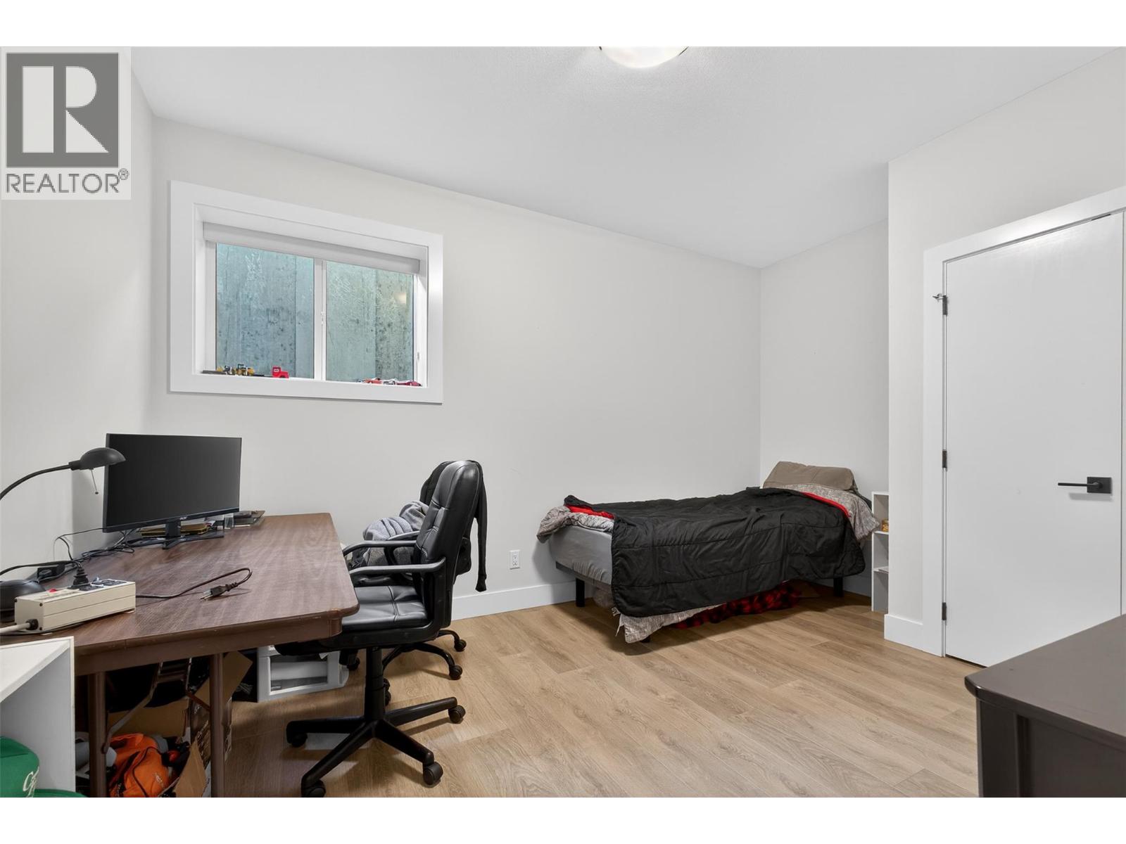 2008 Begbie Road, Kelowna, British Columbia  V1V 2X3 - Photo 32 - 10380611