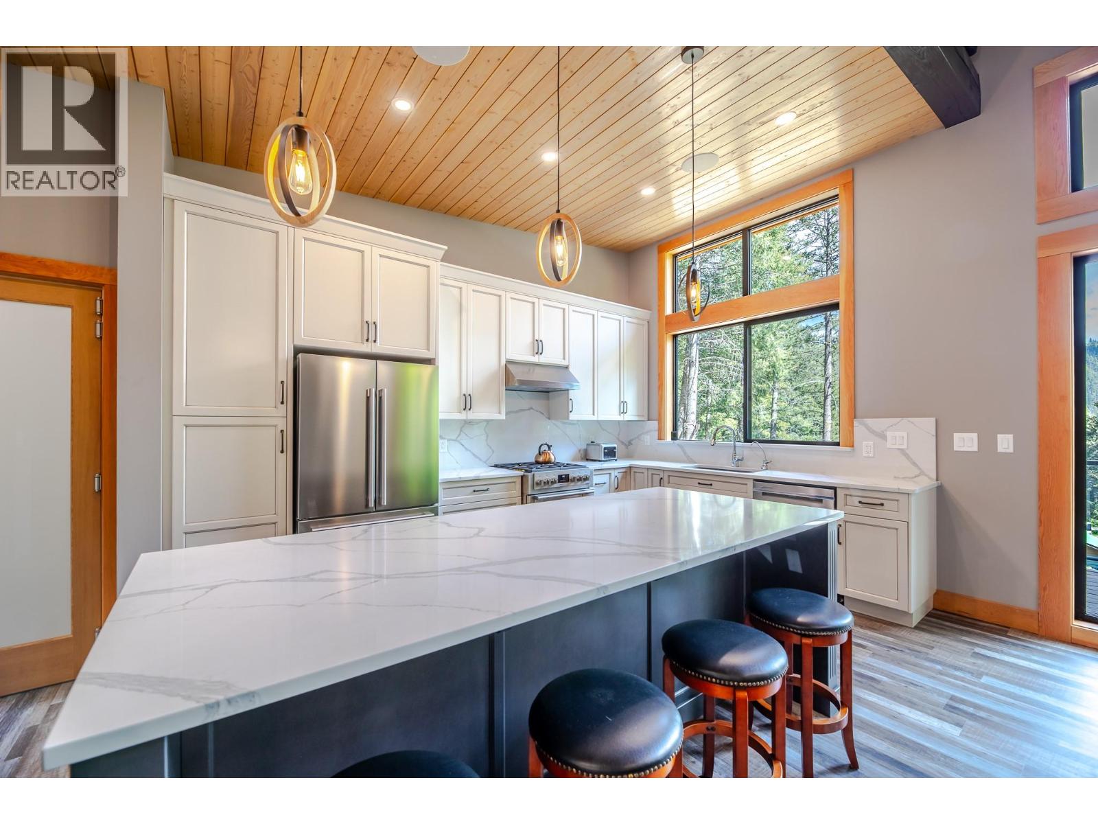 2894 Coalmont Road, Tulameen, British Columbia  V0X 1W0 - Photo 9 - 10381720