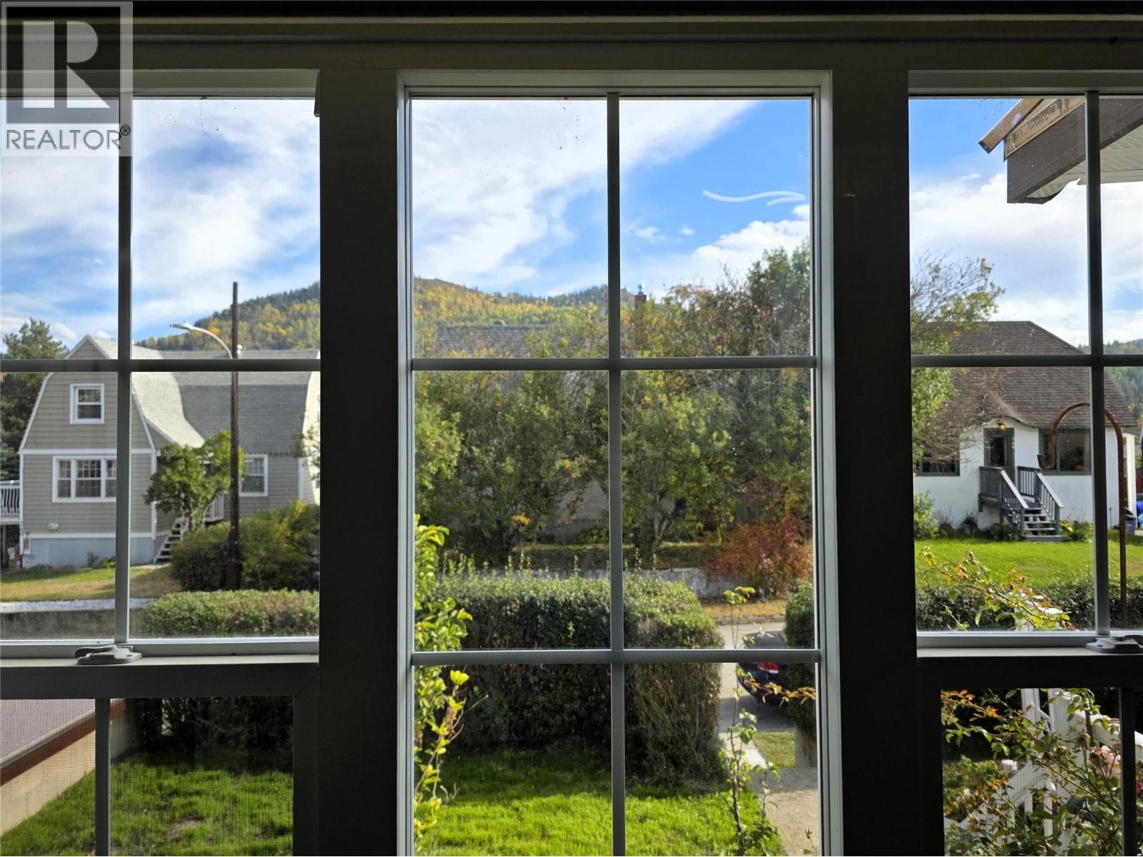 745 Kipling Street, Warfield, British Columbia  V1R 2A3 - Photo 11 - 10380750