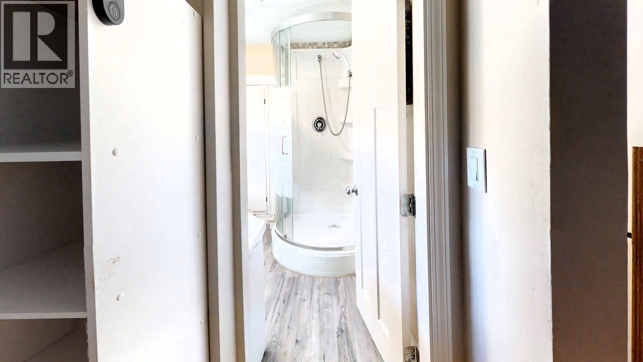 745 Kipling Street, Warfield, British Columbia  V1R 2A3 - Photo 39 - 10380750