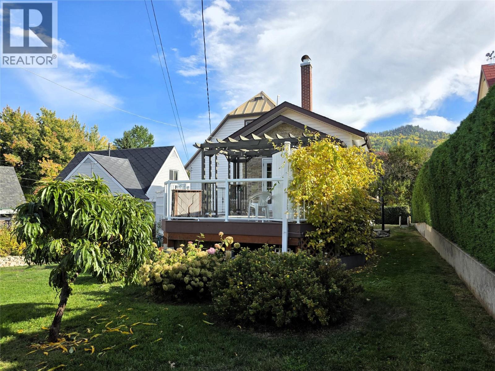 745 Kipling Street, Warfield, British Columbia  V1R 2A3 - Photo 7 - 10380750