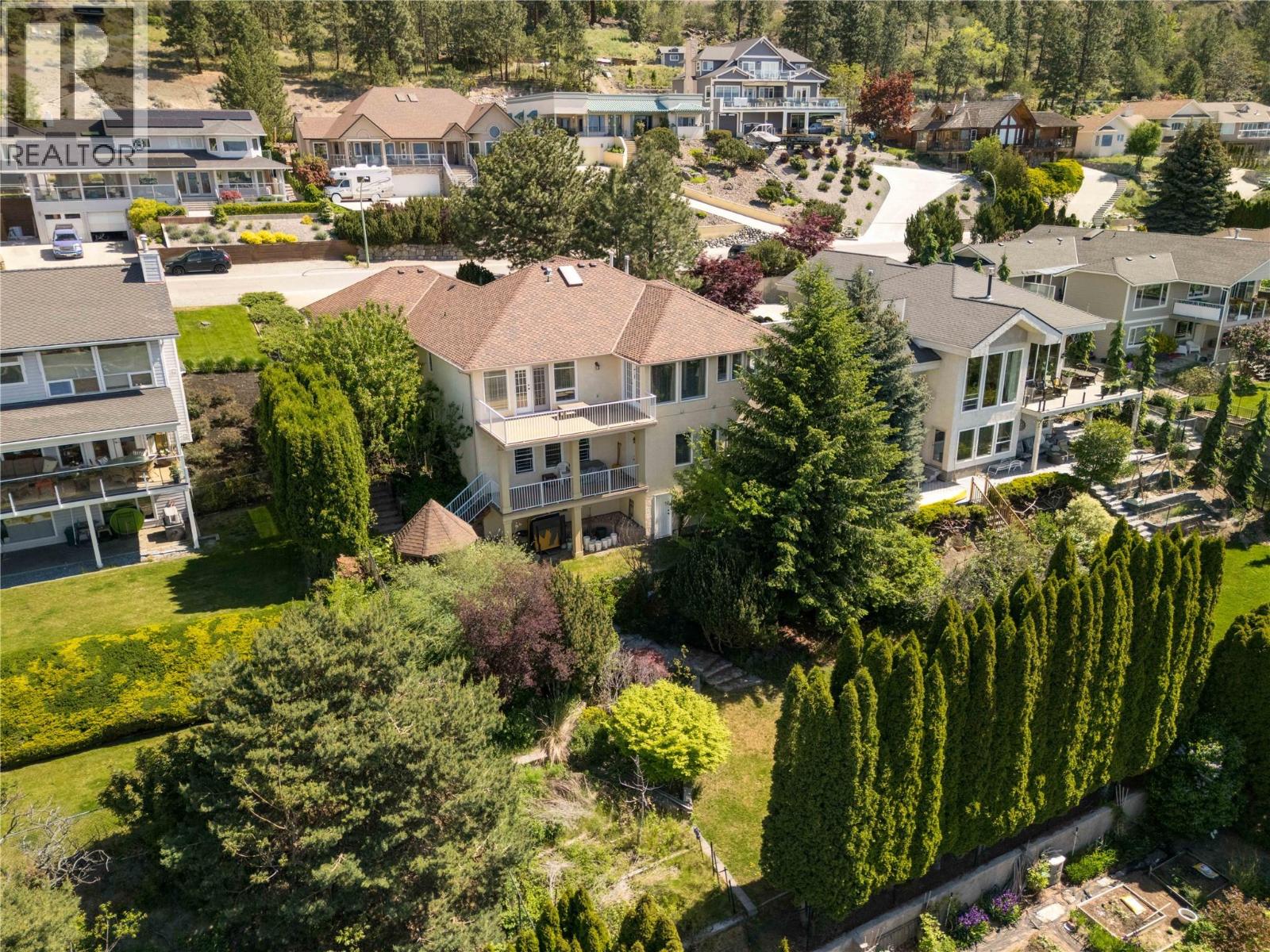 740 Royal Pine Drive, Kelowna, British Columbia  V1Y 9G2 - Photo 29 - 10381761