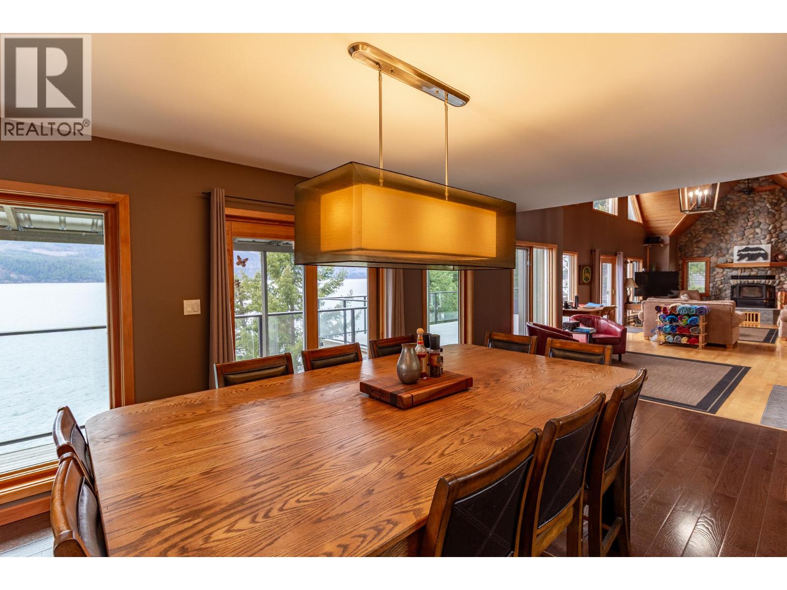 17222 Pilot Bay Road, Kootenay Bay, British Columbia  V0B 1E0 - Photo 15 - 10381328