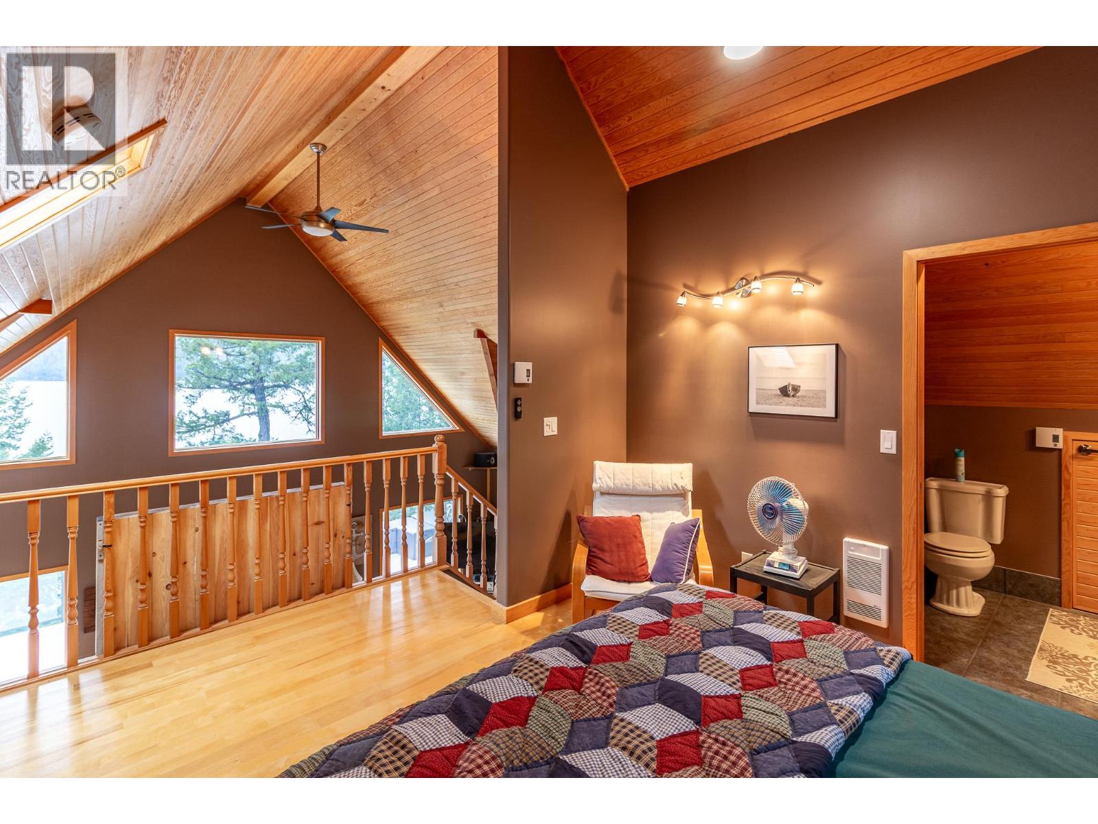 17222 Pilot Bay Road, Kootenay Bay, British Columbia  V0B 1E0 - Photo 24 - 10381328