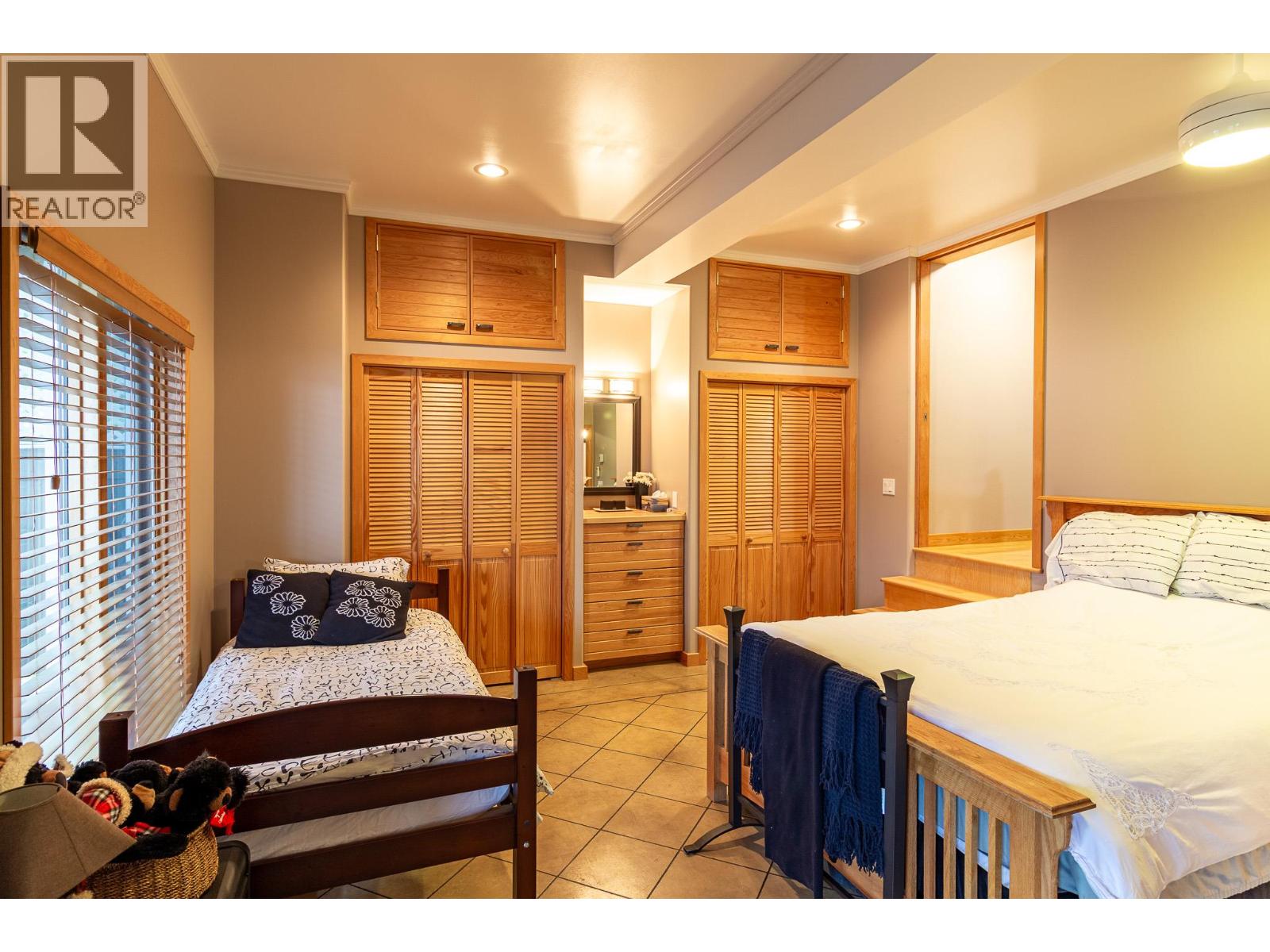 17222 Pilot Bay Road, Kootenay Bay, British Columbia  V0B 1E0 - Photo 28 - 10381328