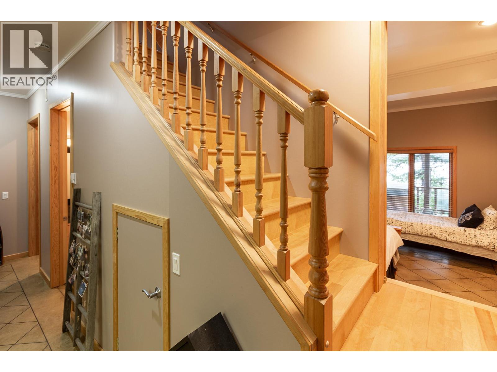 17222 Pilot Bay Road, Kootenay Bay, British Columbia  V0B 1E0 - Photo 34 - 10381328