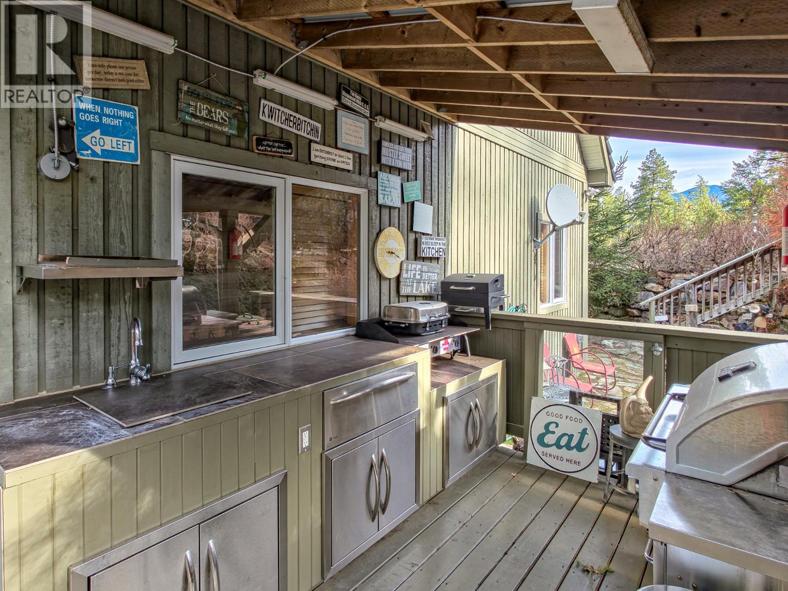 17222 Pilot Bay Road, Kootenay Bay, British Columbia  V0B 1E0 - Photo 46 - 10381328