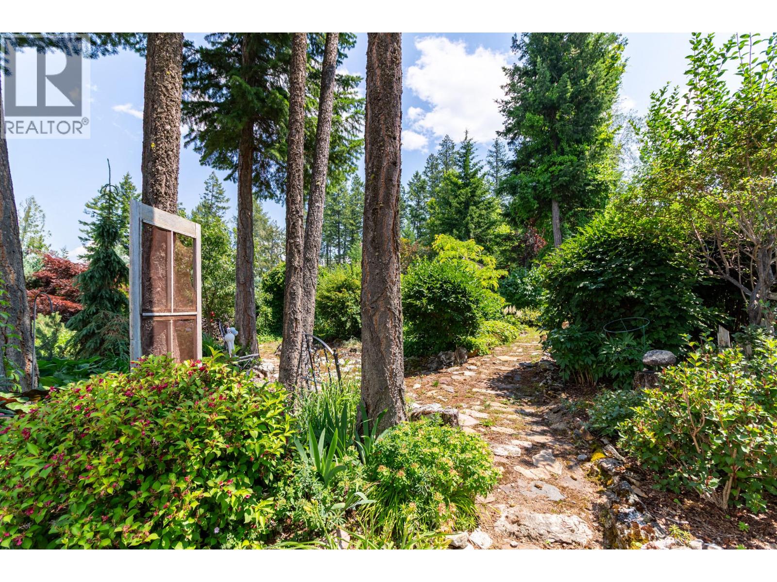 17222 Pilot Bay Road, Kootenay Bay, British Columbia  V0B 1E0 - Photo 65 - 10381328