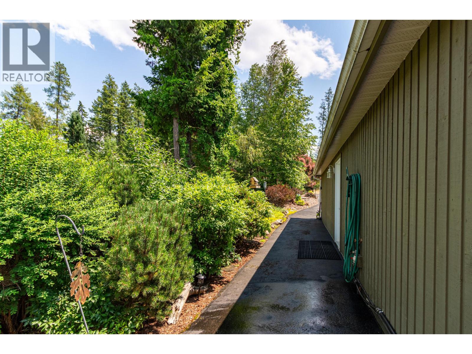 17222 Pilot Bay Road, Kootenay Bay, British Columbia  V0B 1E0 - Photo 66 - 10381328