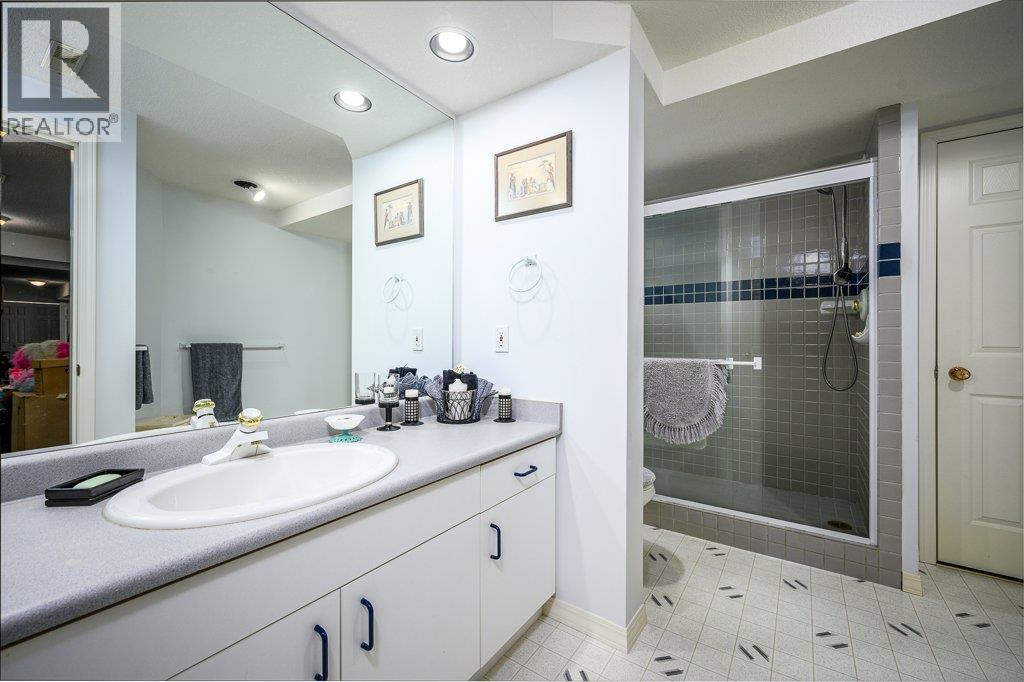 809 Cavalier Drive, Vernon, British Columbia  V1T 9M6 - Photo 32 - 10381614