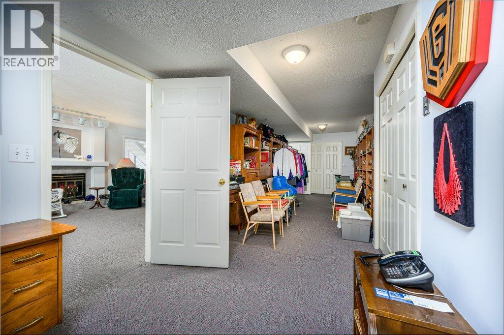 809 Cavalier Drive, Vernon, British Columbia  V1T 9M6 - Photo 34 - 10381614