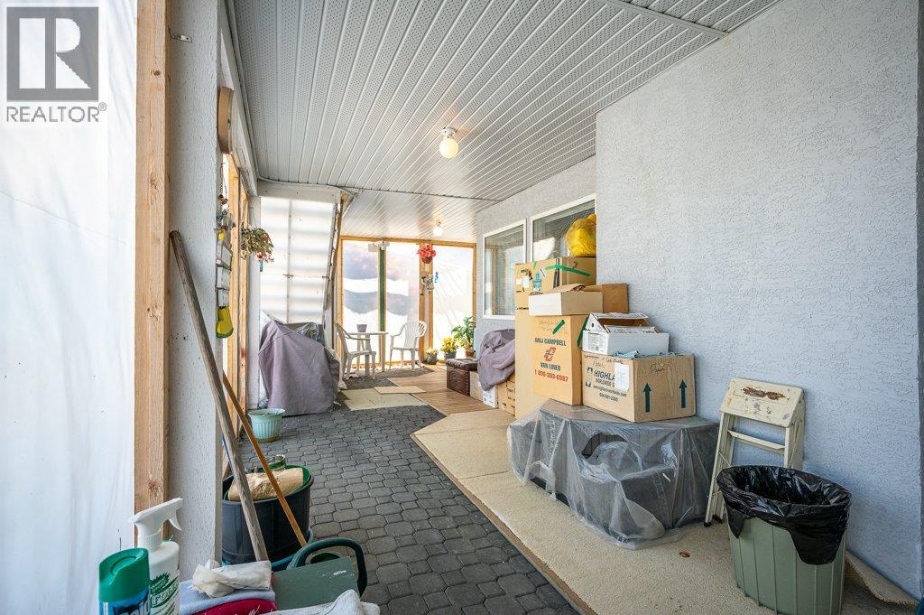 809 Cavalier Drive, Vernon, British Columbia  V1T 9M6 - Photo 37 - 10381614