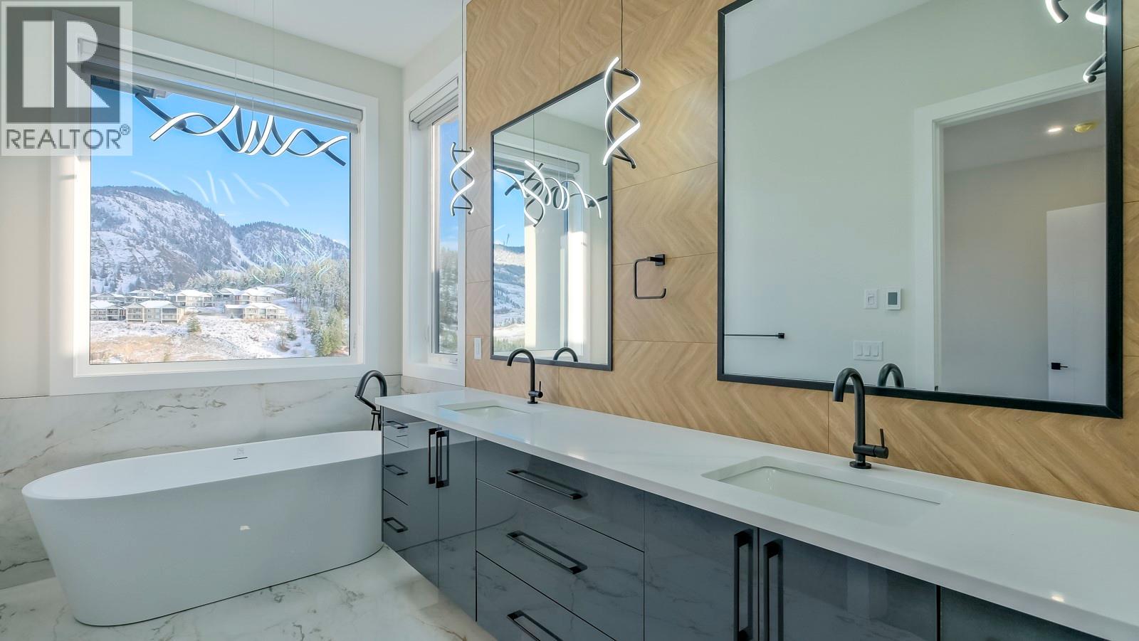 937 Royal Troon Lane, Kelowna, British Columbia  V1P 0A3 - Photo 28 - 10381784