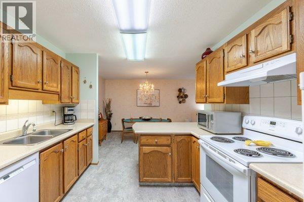 262 Kinney Avenue Unit# 205, Penticton, British Columbia  V2A 3N9 - Photo 5 - 10381721