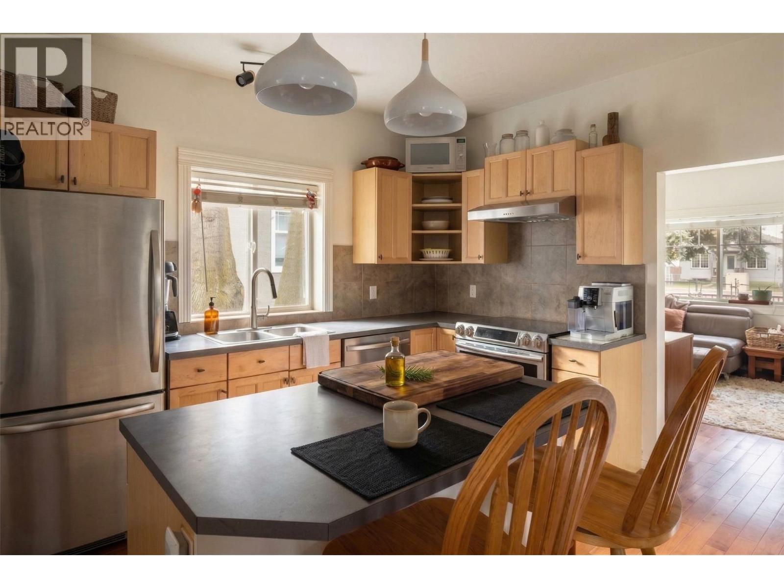 1409 Ethel Street, Kelowna, British Columbia  V1Y 2X5 - Photo 11 - 10380502