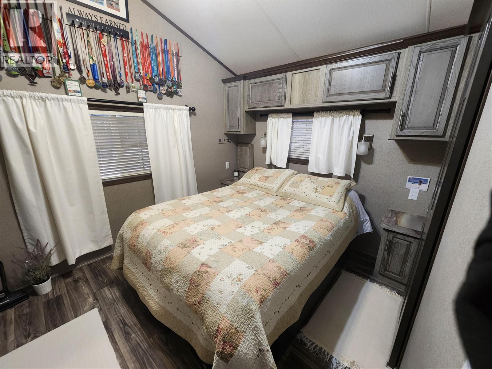 2633 Squilax-Anglemont Road Unit# 83, Lee Creek, British Columbia  V0E 1M4 - Photo 12 - 10381781