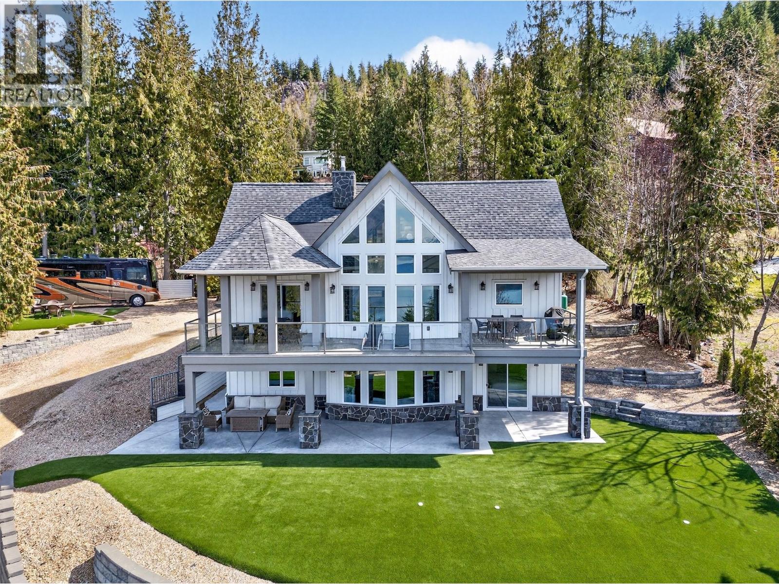 3216 Eagle Bay Road, Eagle Bay, British Columbia  V0E 1H1 - Photo 2 - 10381648