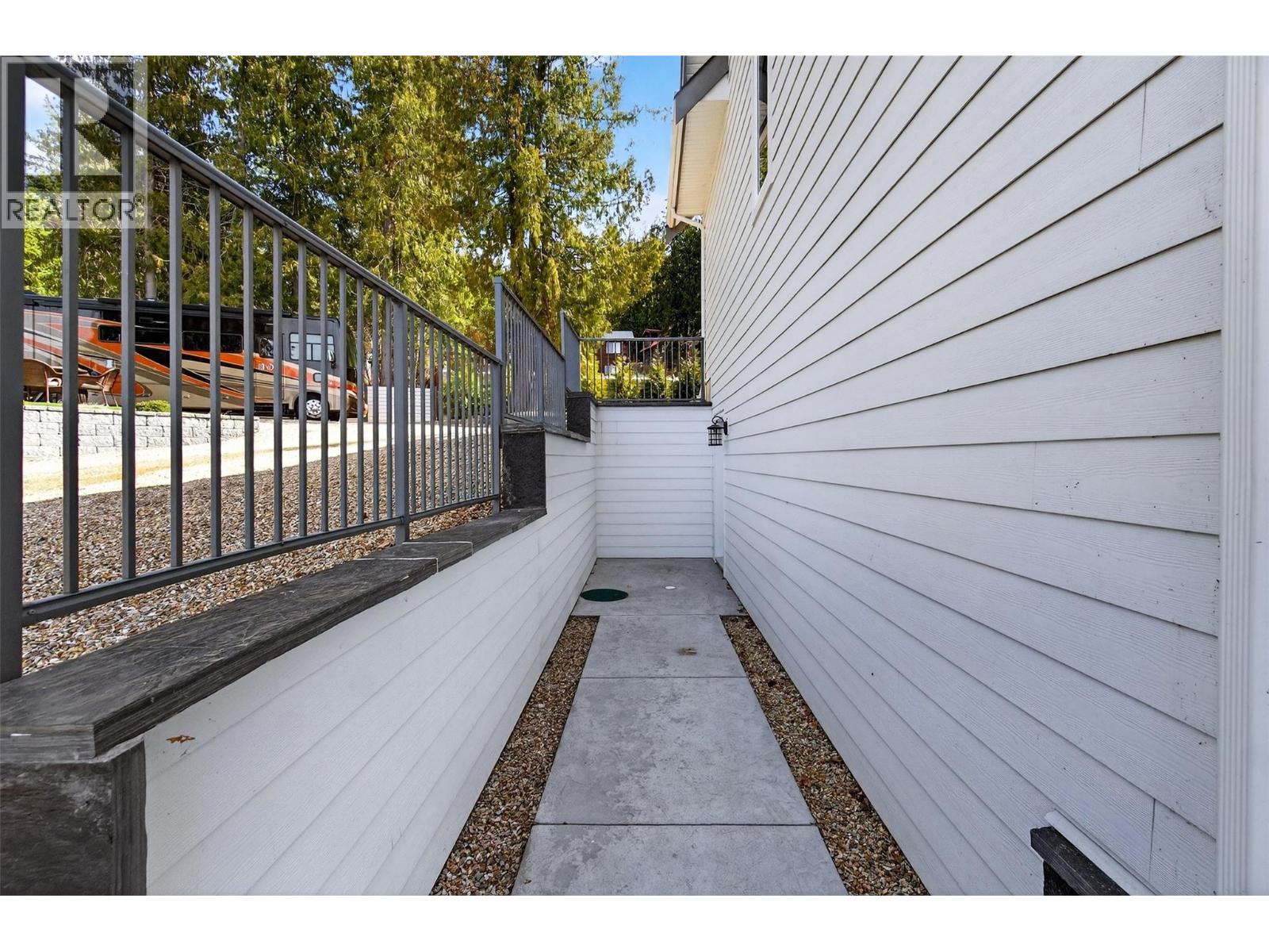 3216 Eagle Bay Road, Eagle Bay, British Columbia  V0E 1H1 - Photo 69 - 10381648