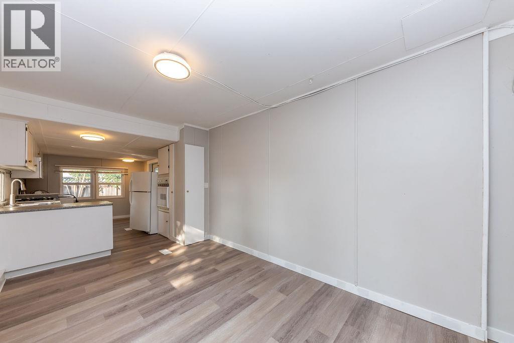 5362 Shelly Drive, Kamloops, British Columbia  V2C 5A7 - Photo 11 - 10381547