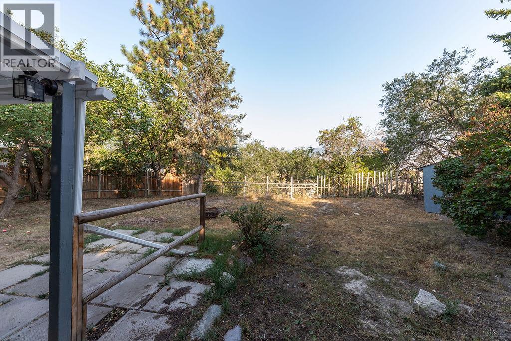 5362 Shelly Drive, Kamloops, British Columbia  V2C 5A7 - Photo 4 - 10381547