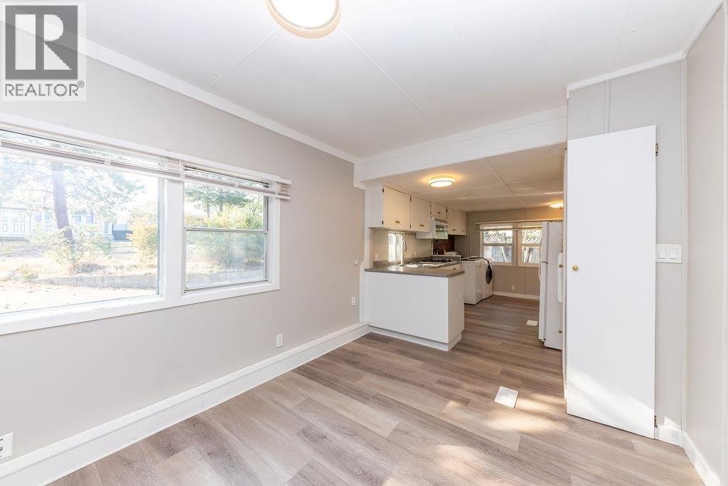 5362 Shelly Drive, Kamloops, British Columbia  V2C 5A7 - Photo 9 - 10381547