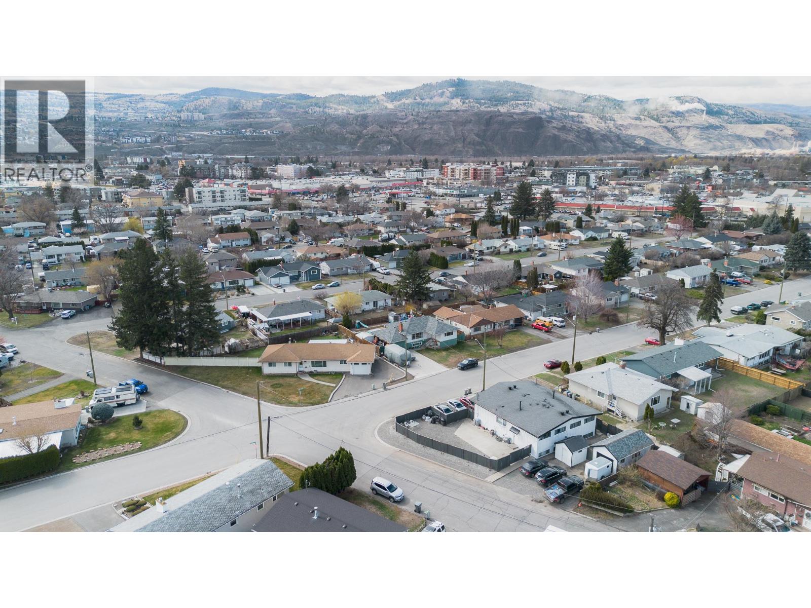 602 & 604 Brentwood Avenue, Kamloops, British Columbia  V2P 1P5 - Photo 7 - 10381811