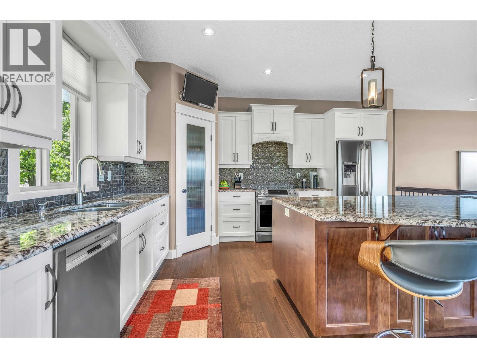 8780 Braeburn Drive, Coldstream, British Columbia  V1B 4E5 - Photo 13 - 10381817