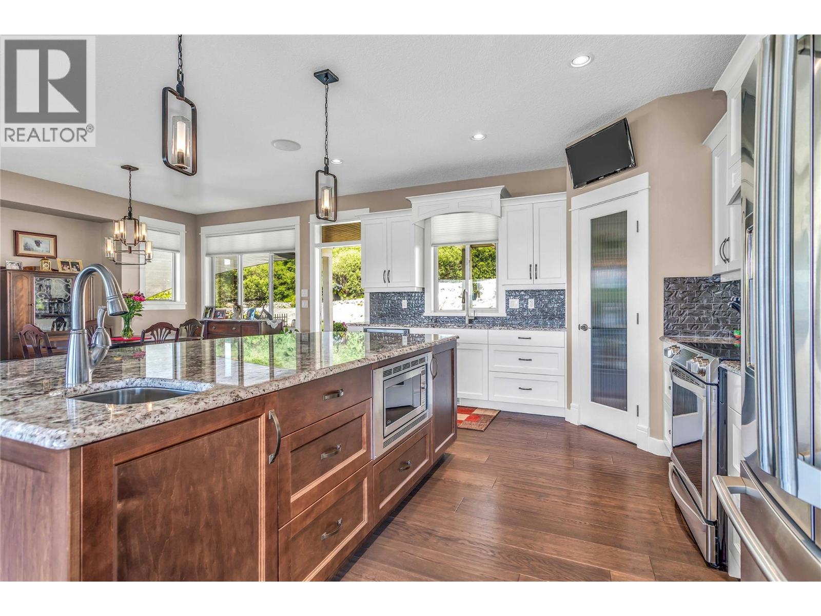 8780 Braeburn Drive, Coldstream, British Columbia  V1B 4E5 - Photo 14 - 10381817