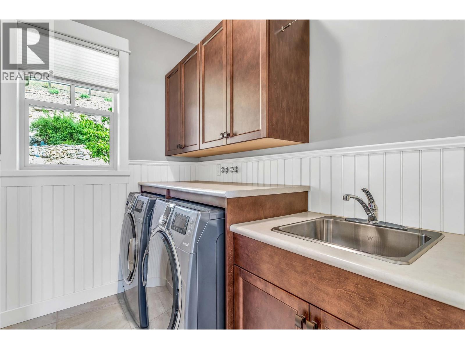 8780 Braeburn Drive, Coldstream, British Columbia  V1B 4E5 - Photo 32 - 10381817