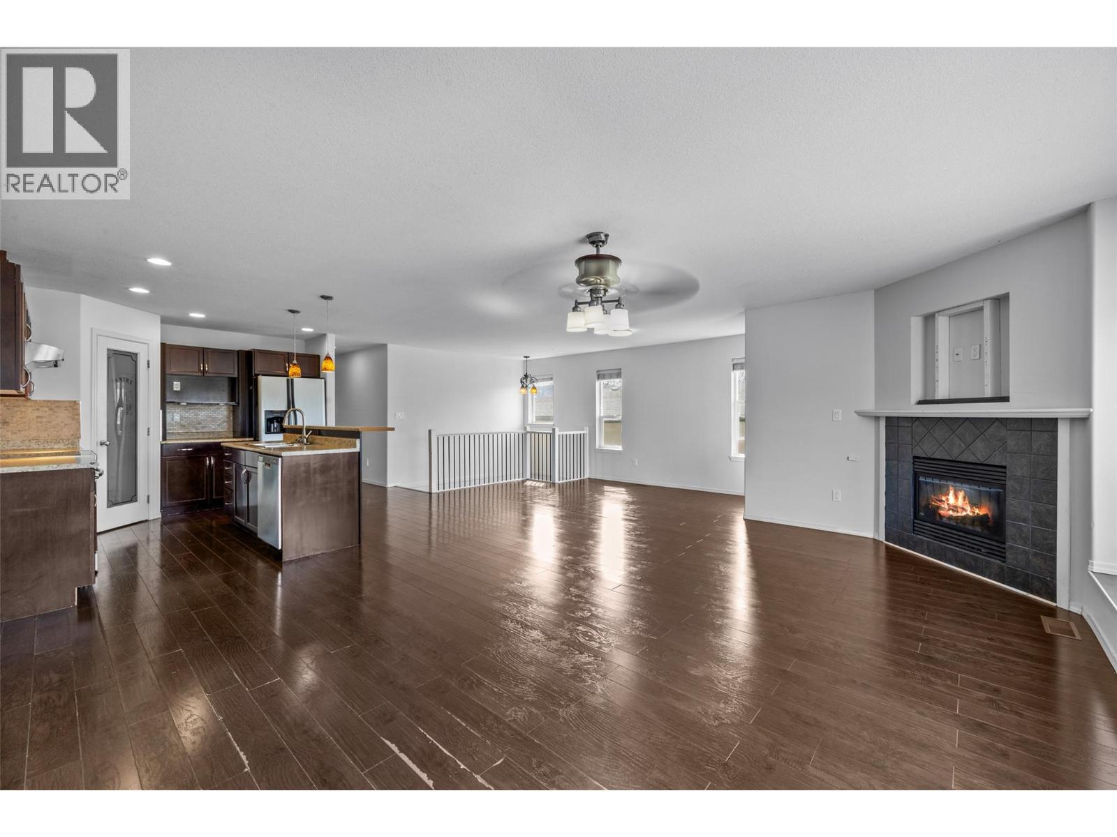 1322 Cornwall Street, Kamloops, British Columbia  V2B 2T4 - Photo 8 - 10381303