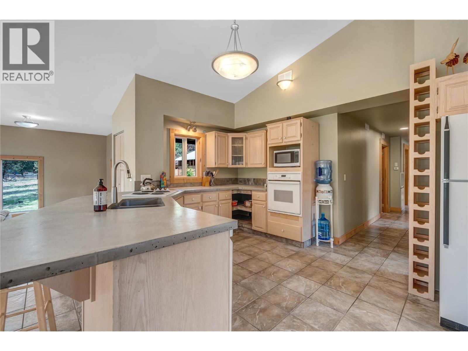 28 Deans Road, Summerland, British Columbia  V0H 1Z8 - Photo 10 - 10381743