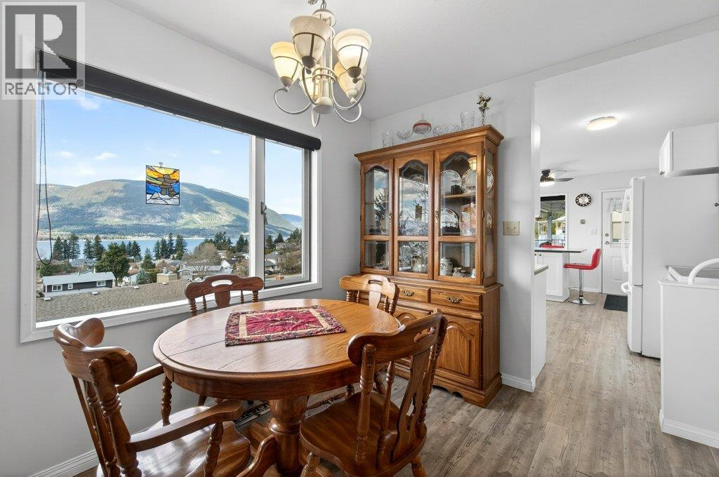 4751 Lakeshore Road Ne, Salmon Arm, British Columbia  V1E 3N8 - Photo 22 - 10381093