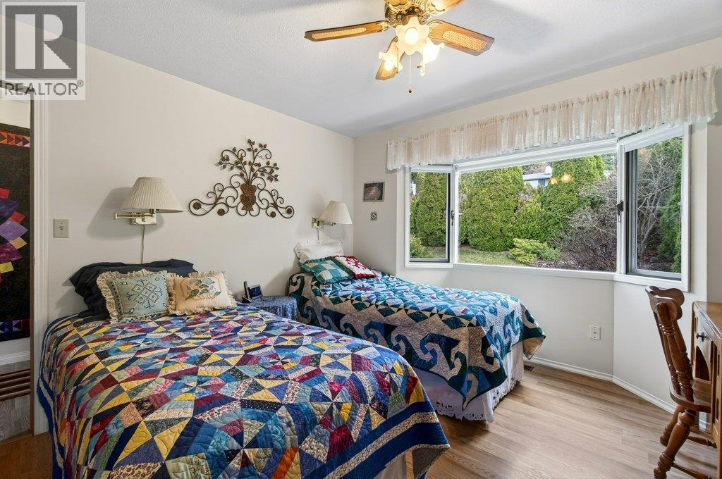 4751 Lakeshore Road Ne, Salmon Arm, British Columbia  V1E 3N8 - Photo 23 - 10381093