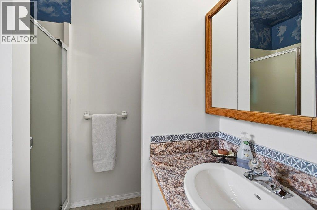 4751 Lakeshore Road Ne, Salmon Arm, British Columbia  V1E 3N8 - Photo 25 - 10381093
