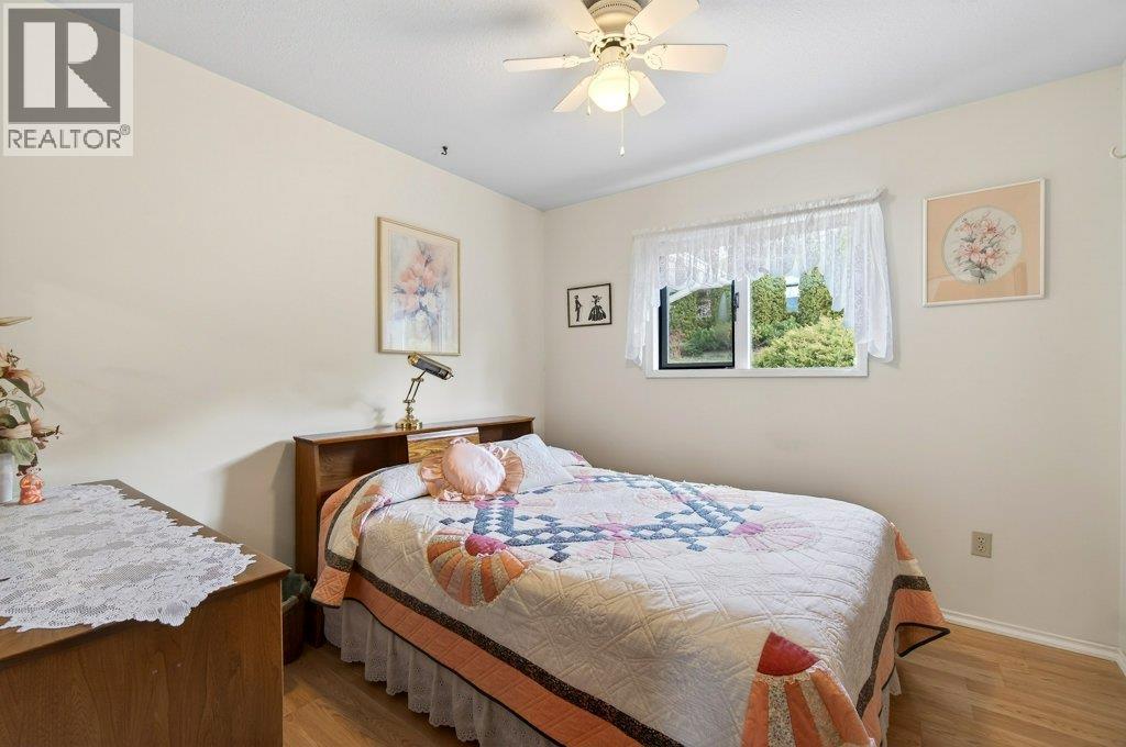 4751 Lakeshore Road Ne, Salmon Arm, British Columbia  V1E 3N8 - Photo 26 - 10381093