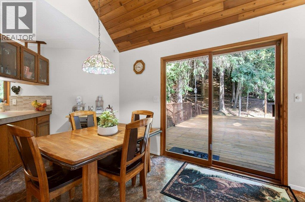 7905 97a Highway, Mara, British Columbia  V0E 2K0 - Photo 17 - 10380255