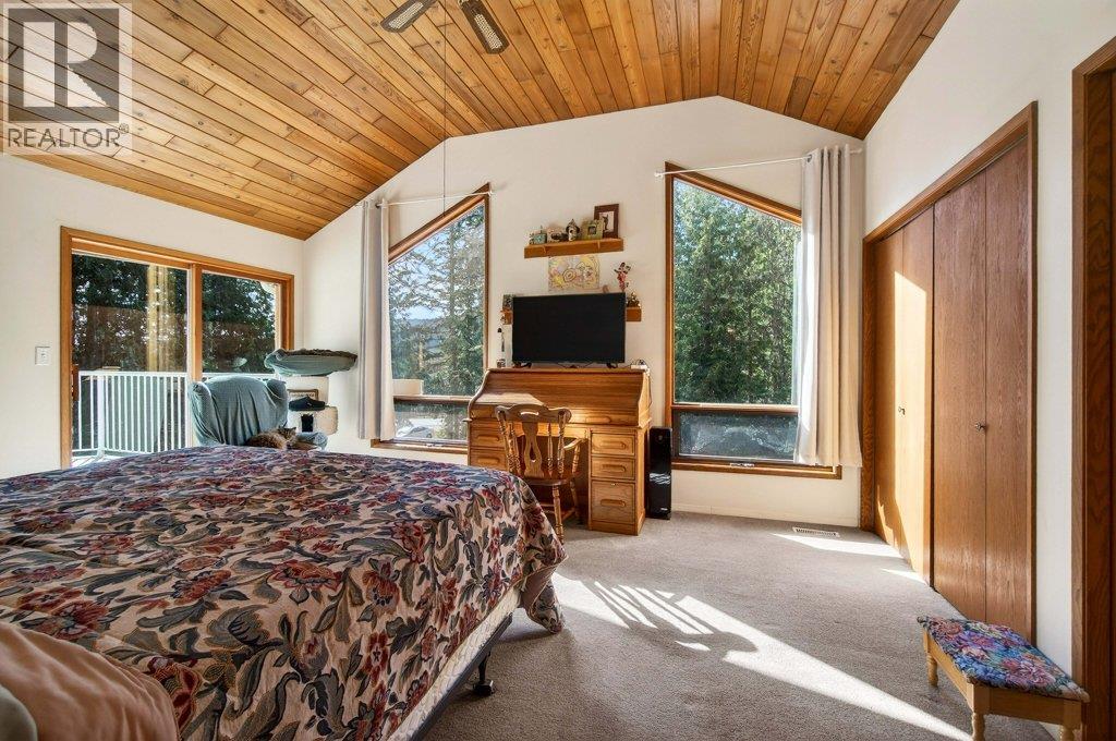 7905 97a Highway, Mara, British Columbia  V0E 2K0 - Photo 27 - 10380255