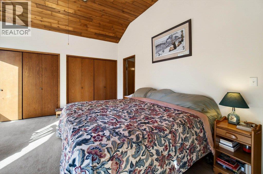 7905 97a Highway, Mara, British Columbia  V0E 2K0 - Photo 29 - 10380255