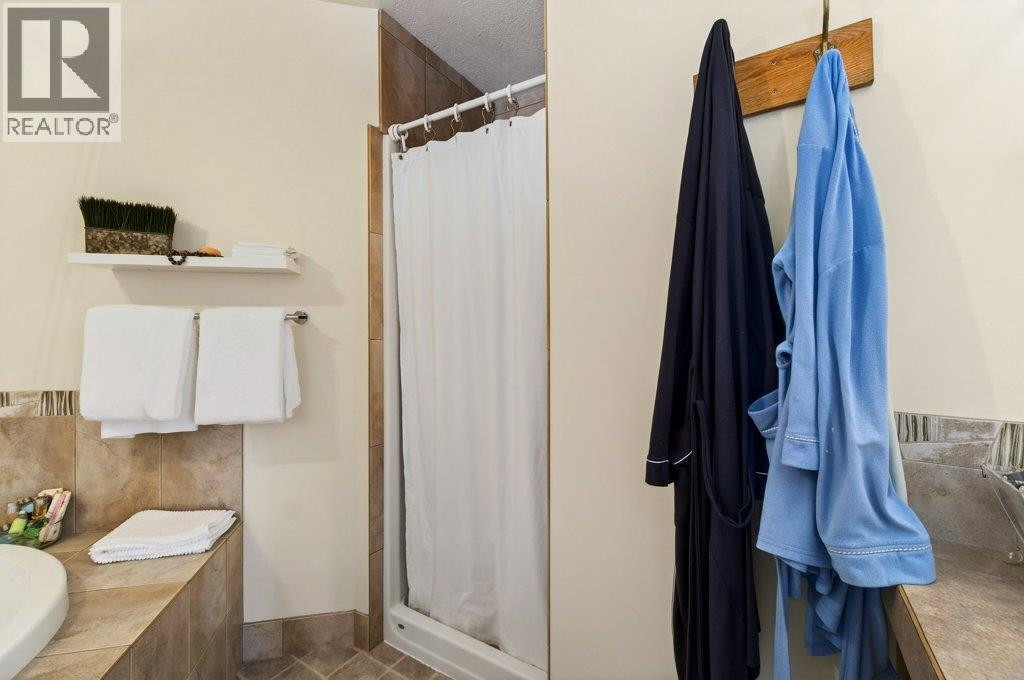 7905 97a Highway, Mara, British Columbia  V0E 2K0 - Photo 36 - 10380255