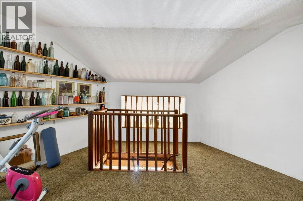 7905 97a Highway, Mara, British Columbia  V0E 2K0 - Photo 42 - 10380255