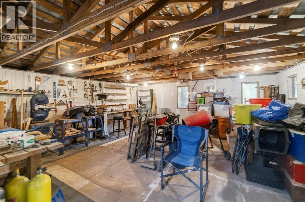 7905 97a Highway, Mara, British Columbia  V0E 2K0 - Photo 49 - 10380255