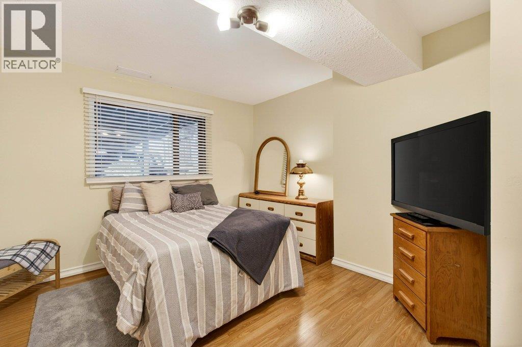 7905 97a Highway, Mara, British Columbia  V0E 2K0 - Photo 7 - 10380255