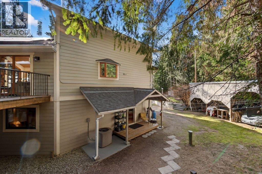 7905 97a Highway, Mara, British Columbia  V0E 2K0 - Photo 75 - 10380255