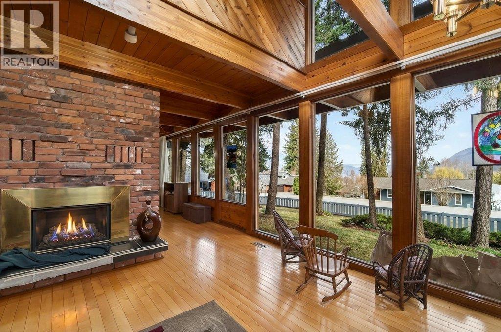 2530 4 Avenue Ne, Salmon Arm, British Columbia  V1E 2A7 - Photo 18 - 10379984