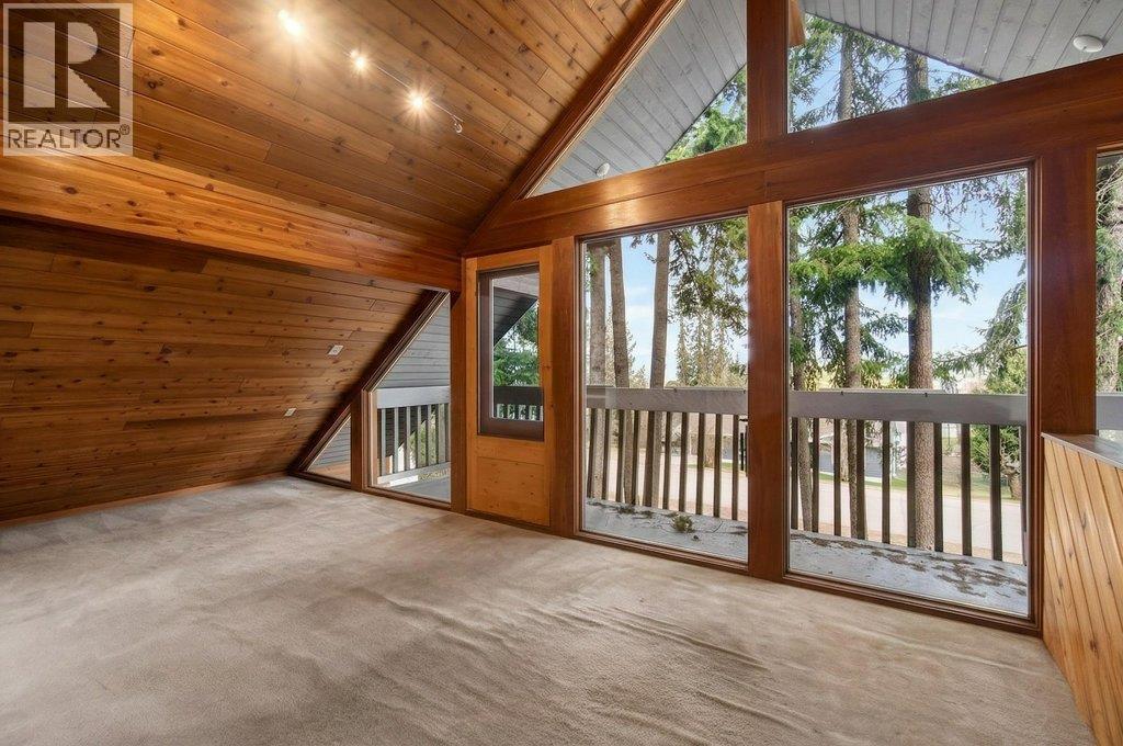 2530 4 Avenue Ne, Salmon Arm, British Columbia  V1E 2A7 - Photo 27 - 10379984