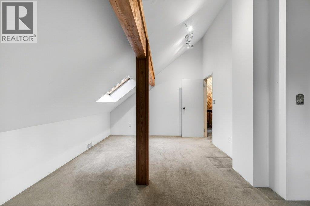 2530 4 Avenue Ne, Salmon Arm, British Columbia  V1E 2A7 - Photo 37 - 10379984