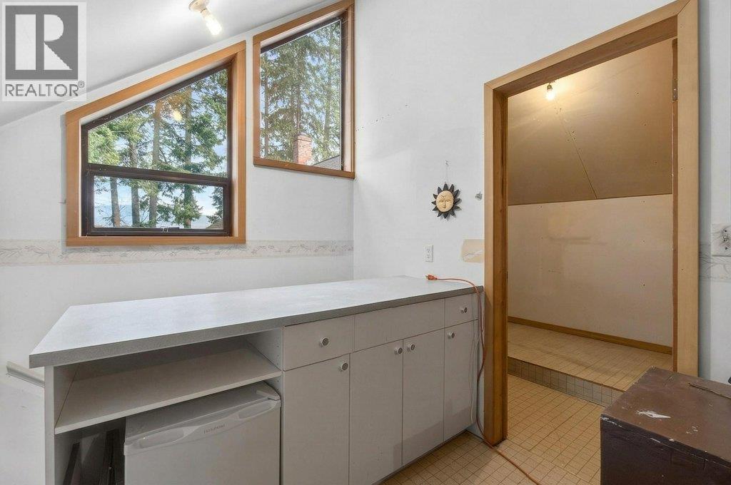 2530 4 Avenue Ne, Salmon Arm, British Columbia  V1E 2A7 - Photo 52 - 10379984