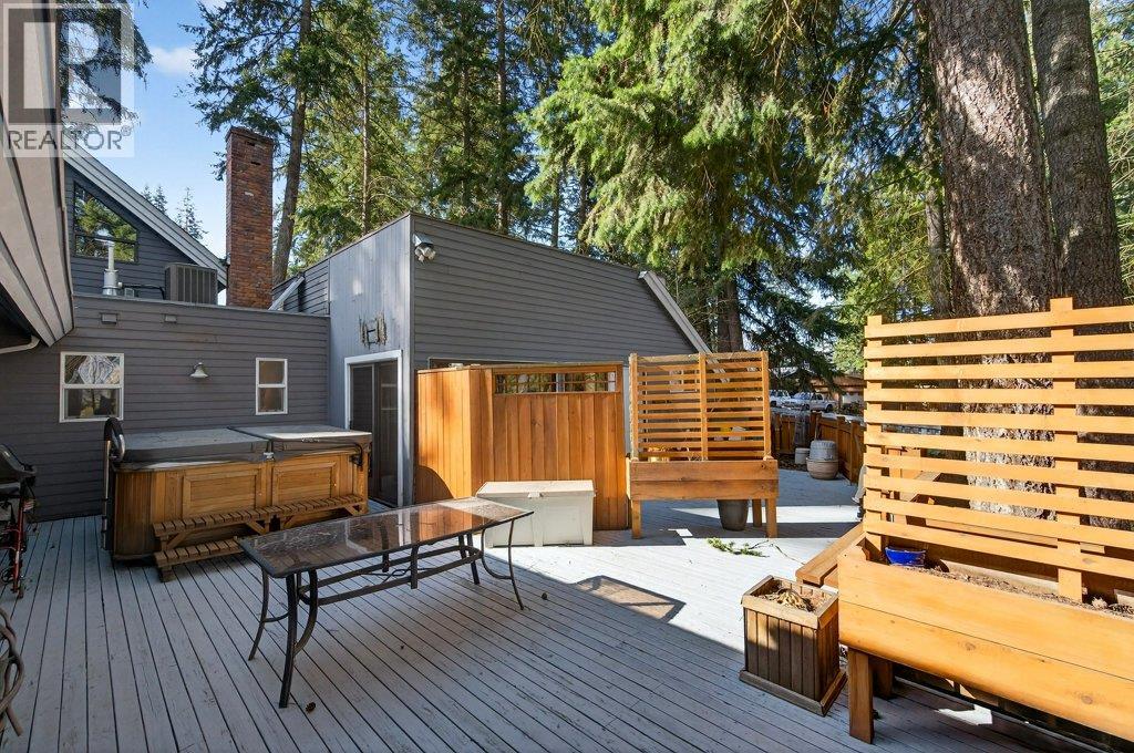 2530 4 Avenue Ne, Salmon Arm, British Columbia  V1E 2A7 - Photo 58 - 10379984