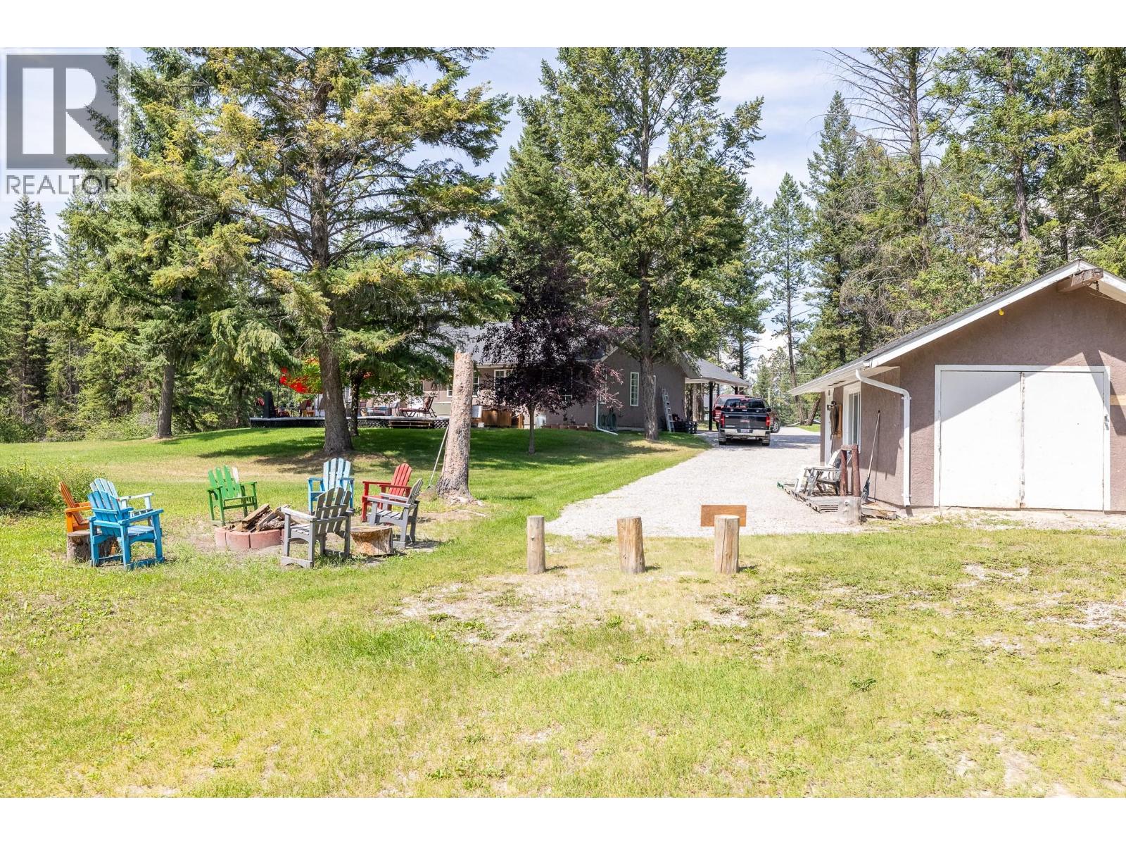 4814 Lake Road, Windermere, British Columbia  V0B 2L2 - Photo 30 - 10381790